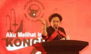 Megawati Soekarnoputri Republika/Tahta Aidilla