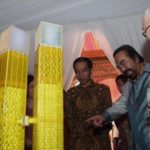 Jokowi, Surya Paloh saat peresmian pembangunan gedung Indonesia One (IST)