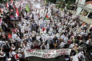 Demo meminta Ahok diadili dalam kasus penistaan terhadap Al Quran (IST)