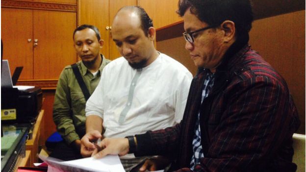 Novel Baswedan ditahan sehubungan dengan kasus pada 2004 lalu, saat dia masih bertugas di Kepolisian Bengkulu. - Foto BBC