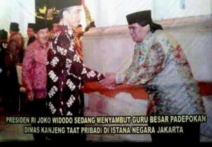 Jokowi dan Dimas Kanjeng (IST)