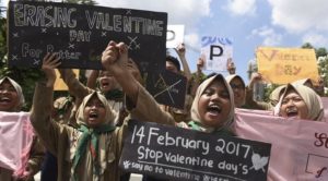 Pelajar menolak Hari Valentine (IST)