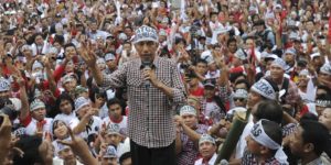 Jokowi di antara para pendukungnya (IST)