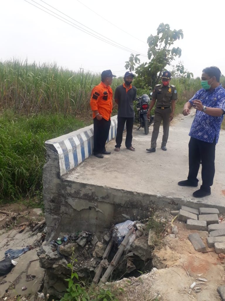 Miris Jembatan Penghubung Dua Desa Di Kabupaten Lamongan Sangat