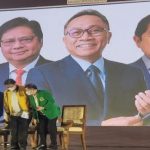 ketua-umum-golkar-airlagga-hartarto-tengah-ketum-pan-zulkifli_220814200027-664